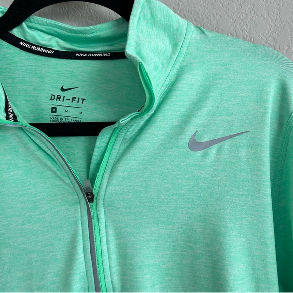 Nike Women's Quarter Zip - Picture 6 of 7